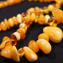 Vintage faceted baltic amber necklace